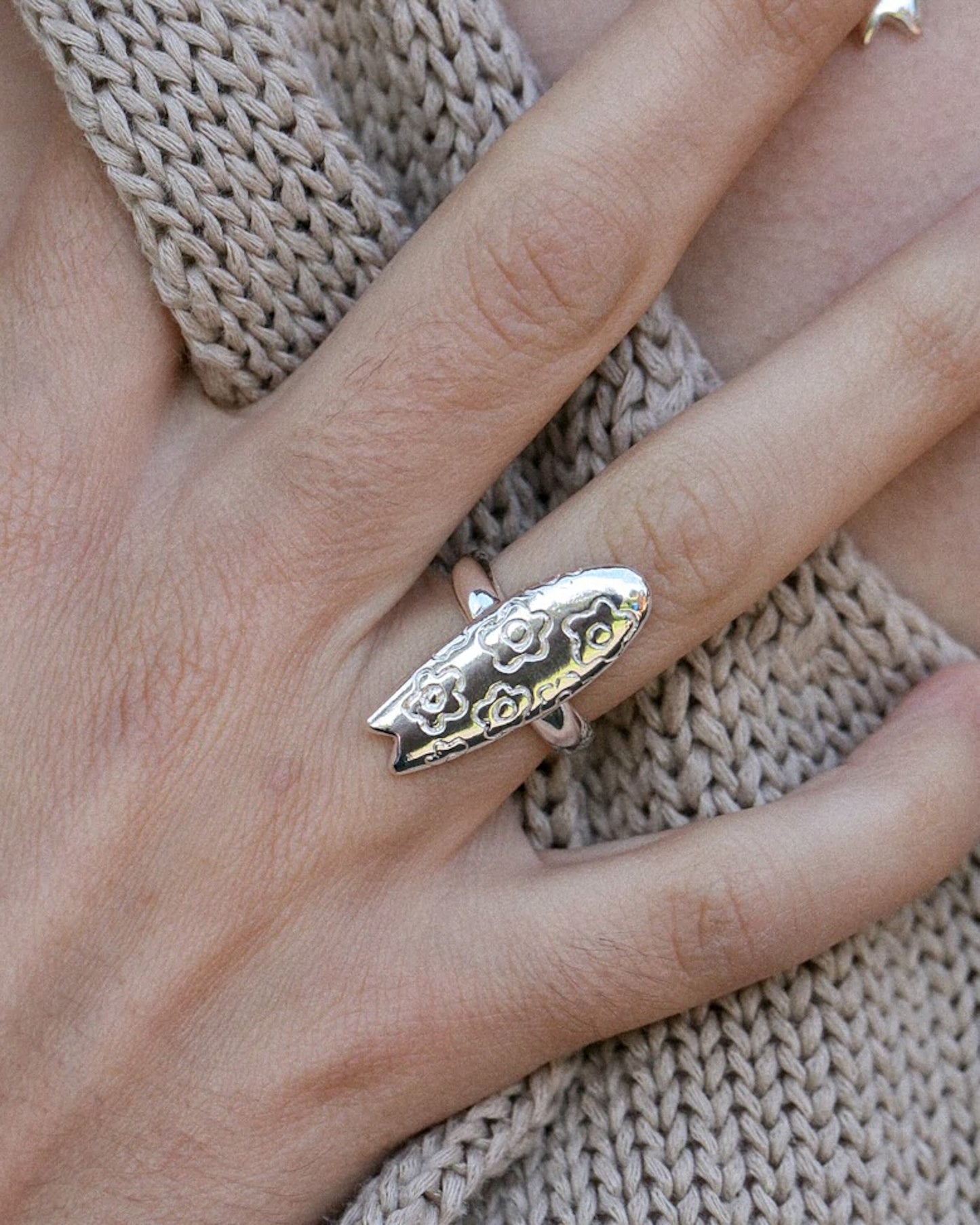 floral surfboard ring